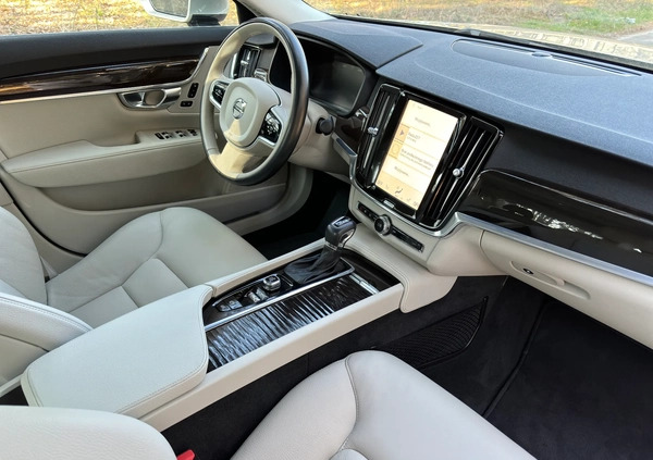 Volvo S90 cena 119900 przebieg: 55200, rok produkcji 2017 z Kostrzyn nad Odrą małe 232